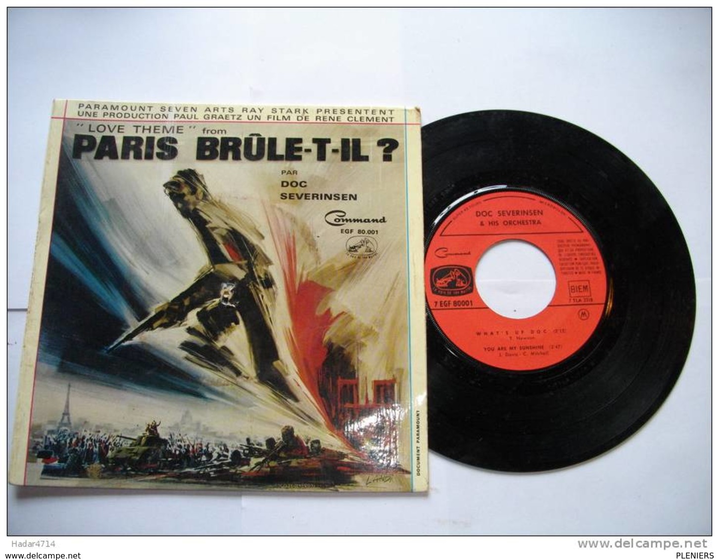 PARIS BRULE-T-IL ? "LOVE THEME" FROM  PAR DOC SEVERINSEN / 45 TOURS / COMMAND EGF 80.001 - Musiques Du Monde