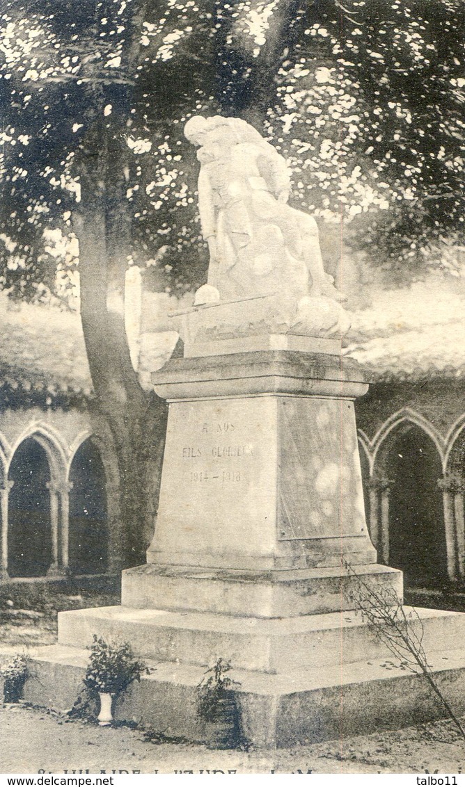 11 - Saint Hilaire - Le Monument Aux Morts De La Grande Guerre - Saint Hilaire