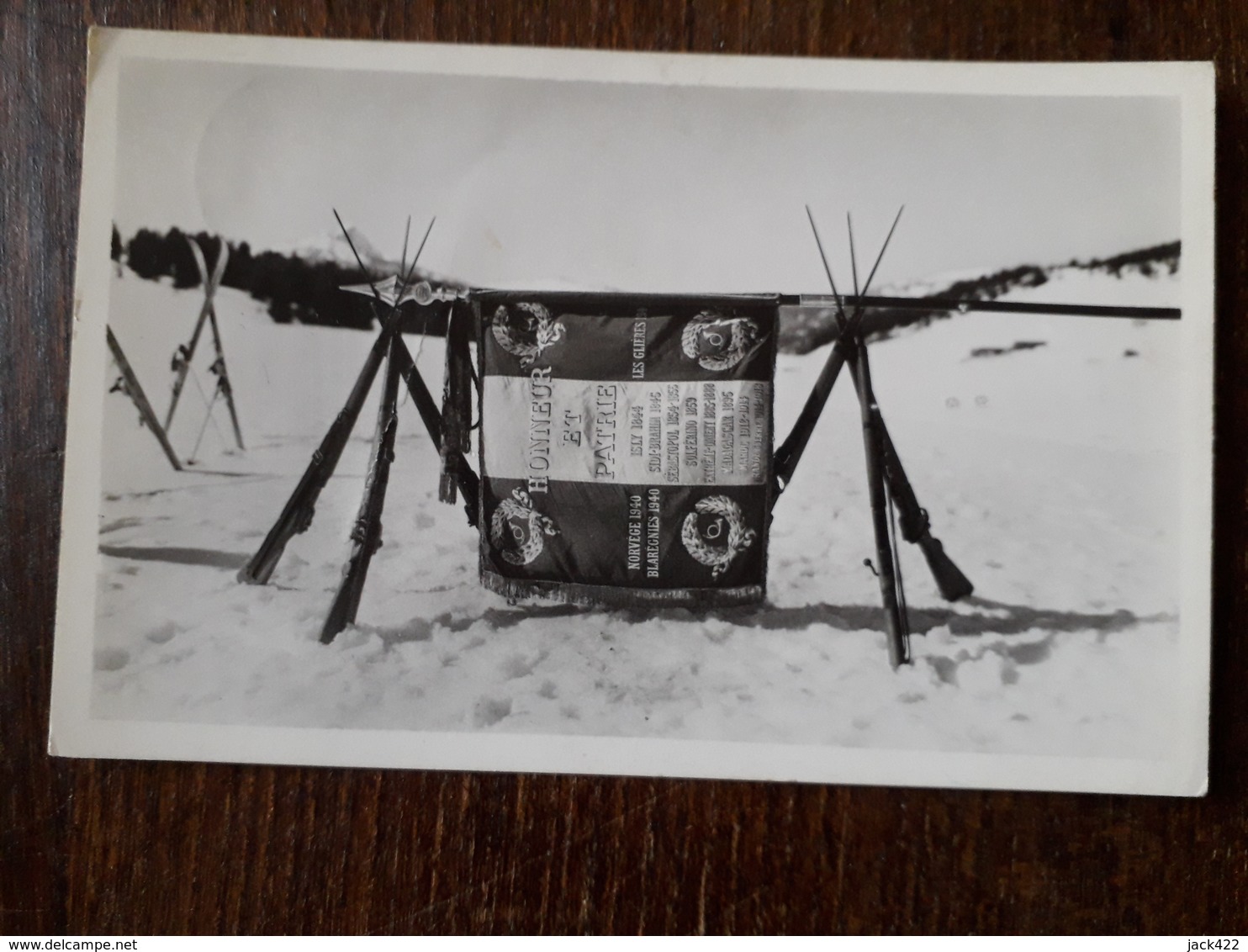 L22/143  RARE LE DRAPEAU DE CHASSEUR SUR LE PLATEAU DES GLIERES - Thorens-Glières