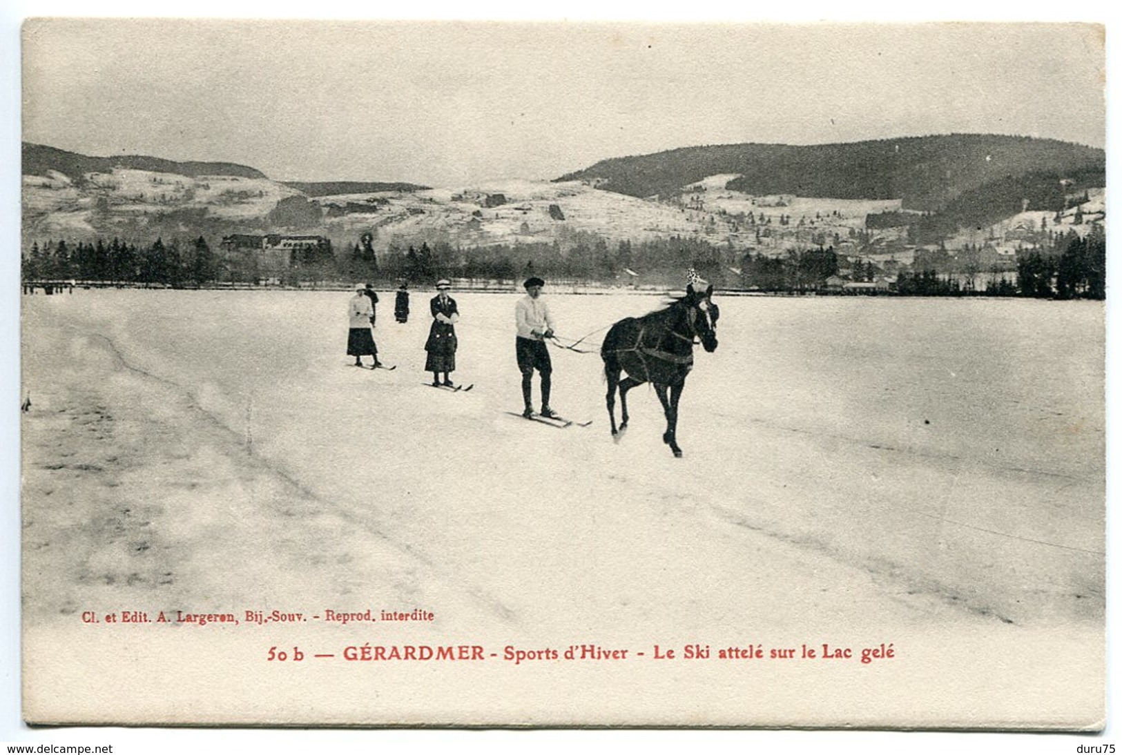 CPA * GÉRARDMER Sports D'Hiver Le Ski Attelé Sur Le Lac Gelé ( Cheval Homme Femmes ) - Gerardmer