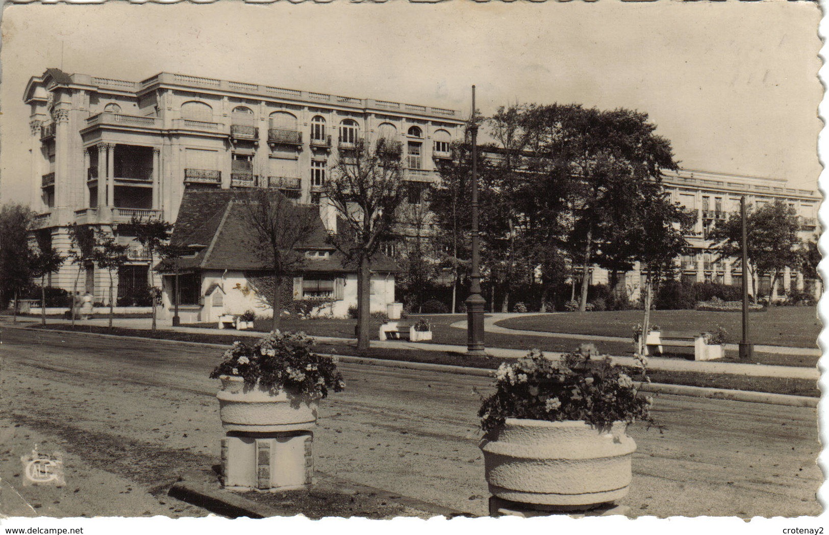 62 Le Touquet Paris Plage N°2 L'Hermitage En 1951 édition De Luxe Galf - Le Touquet