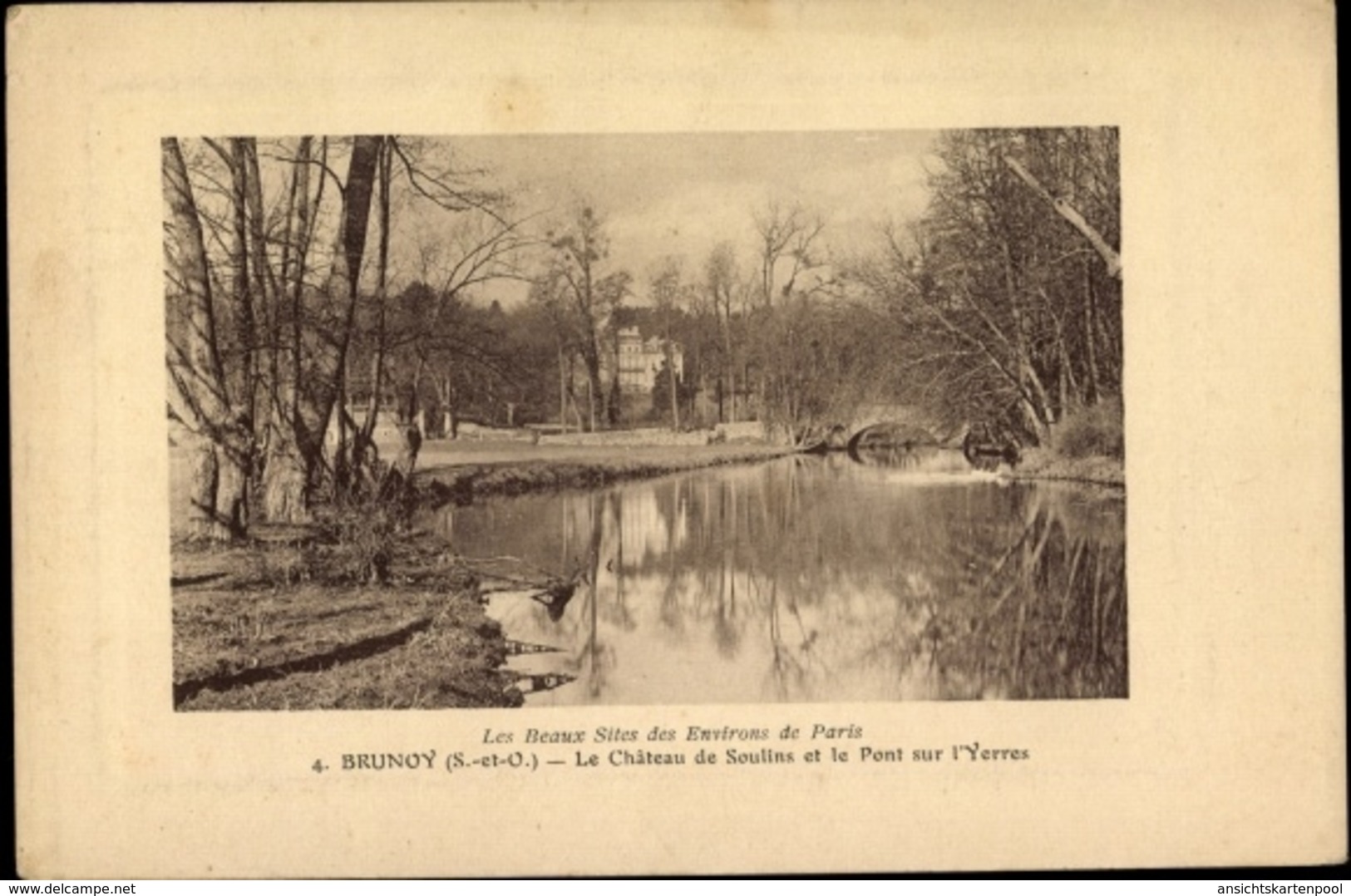 Gaufré Cp Brunoy Essonne, Chateau De Soulins,Pont,Yerres - Autres & Non Classés