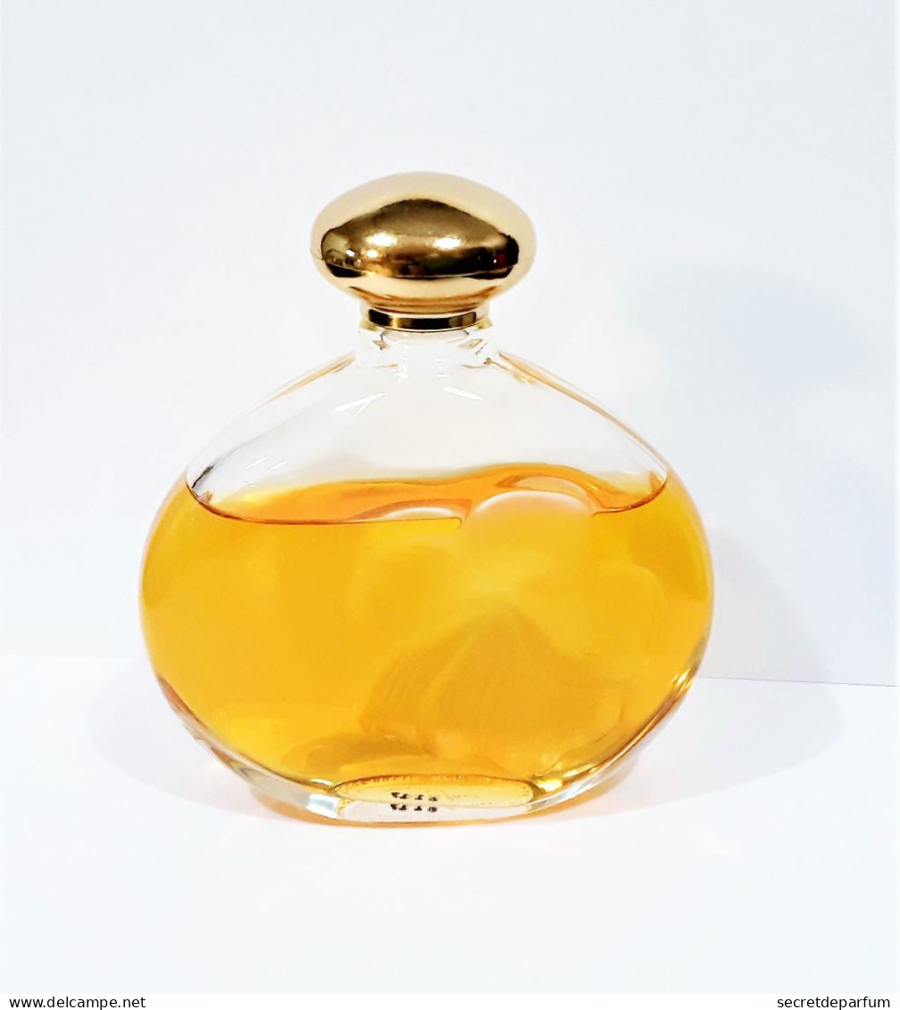 Miniatures De Parfum FLACON De PARFUM    Fleur De Fleurs   De NINA RICCI   100 Ml  Bouchon Doré LALIQUE - Non Classés