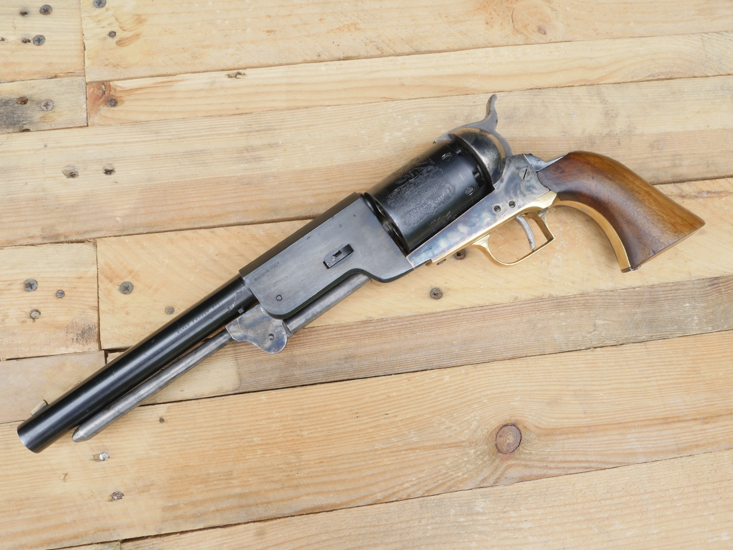 colt 1847 walker, COLT 1847 WALKER, revolver tir à poudre noire fabrication ARMY SAN MARCO, de 1974.