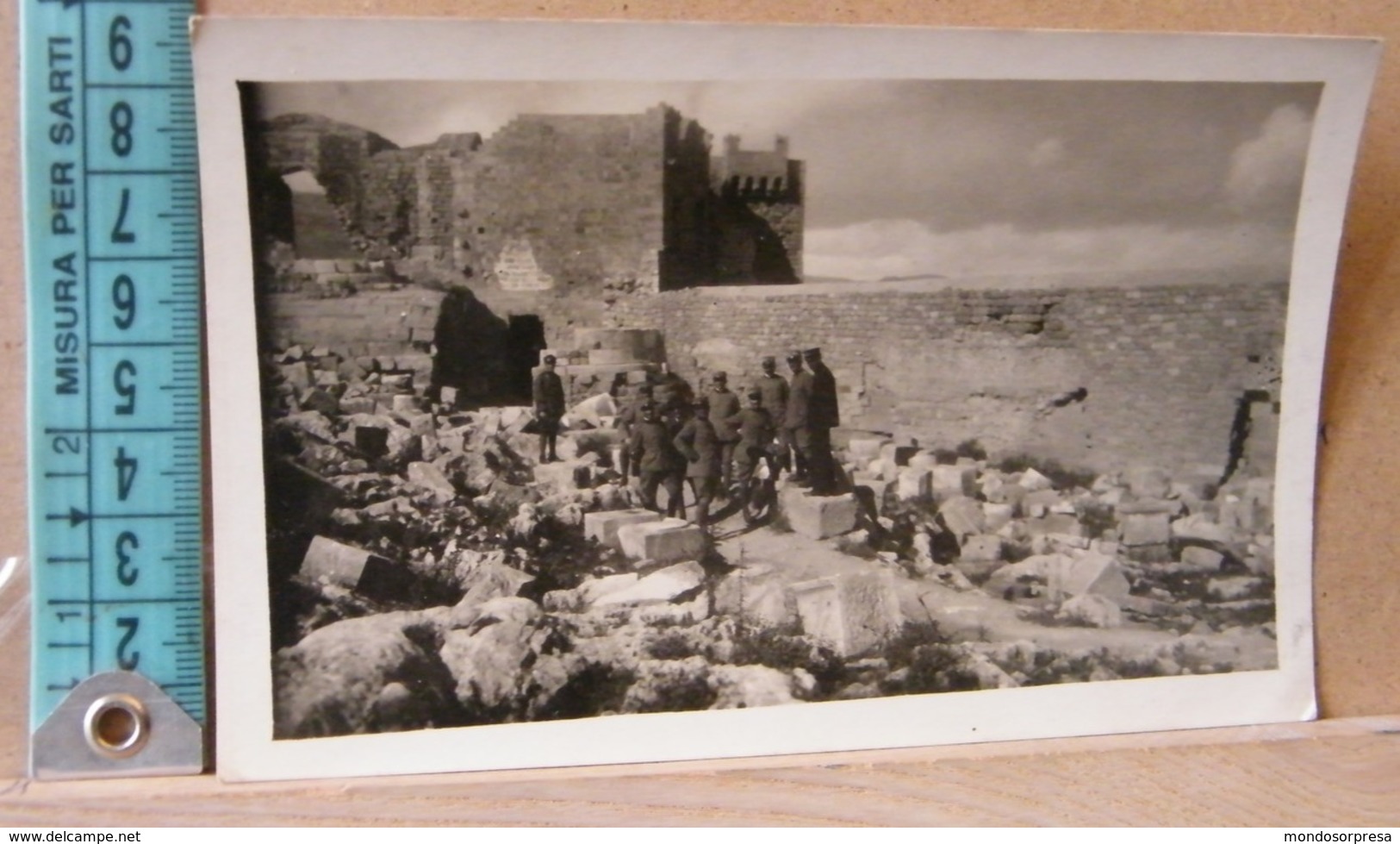 MONDOSORPRESA,  CARTOLINA FOTOGRAFICA, RODI  CASTELLO DI  LINDOS, 1916, ANIMATA, NON VIAGGIATA - Grecia