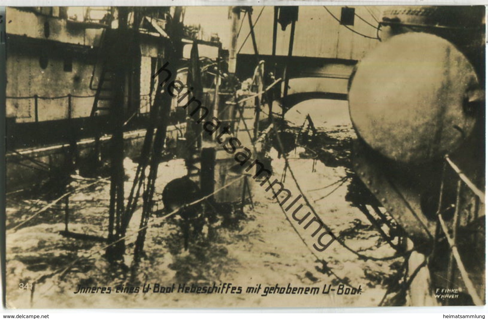 Inneres Eines U-Boot Hebeschiffs Mit Gehobenem U-Boot - Foto-Ansichtskarte - Verlag F. Finke Wilhelmshaven - Submarines