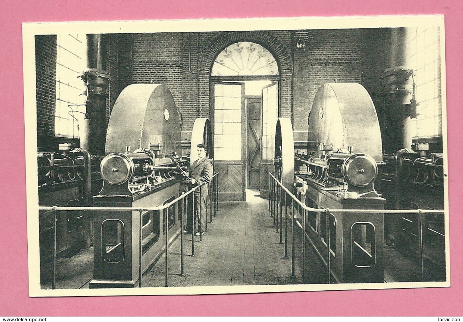 C.P. Houdeng-Gœgnies =  Canal  Du  Centre  :  Ascenseur Hydraulique  N° 1 : Salle  Des  Machines - La Louvière