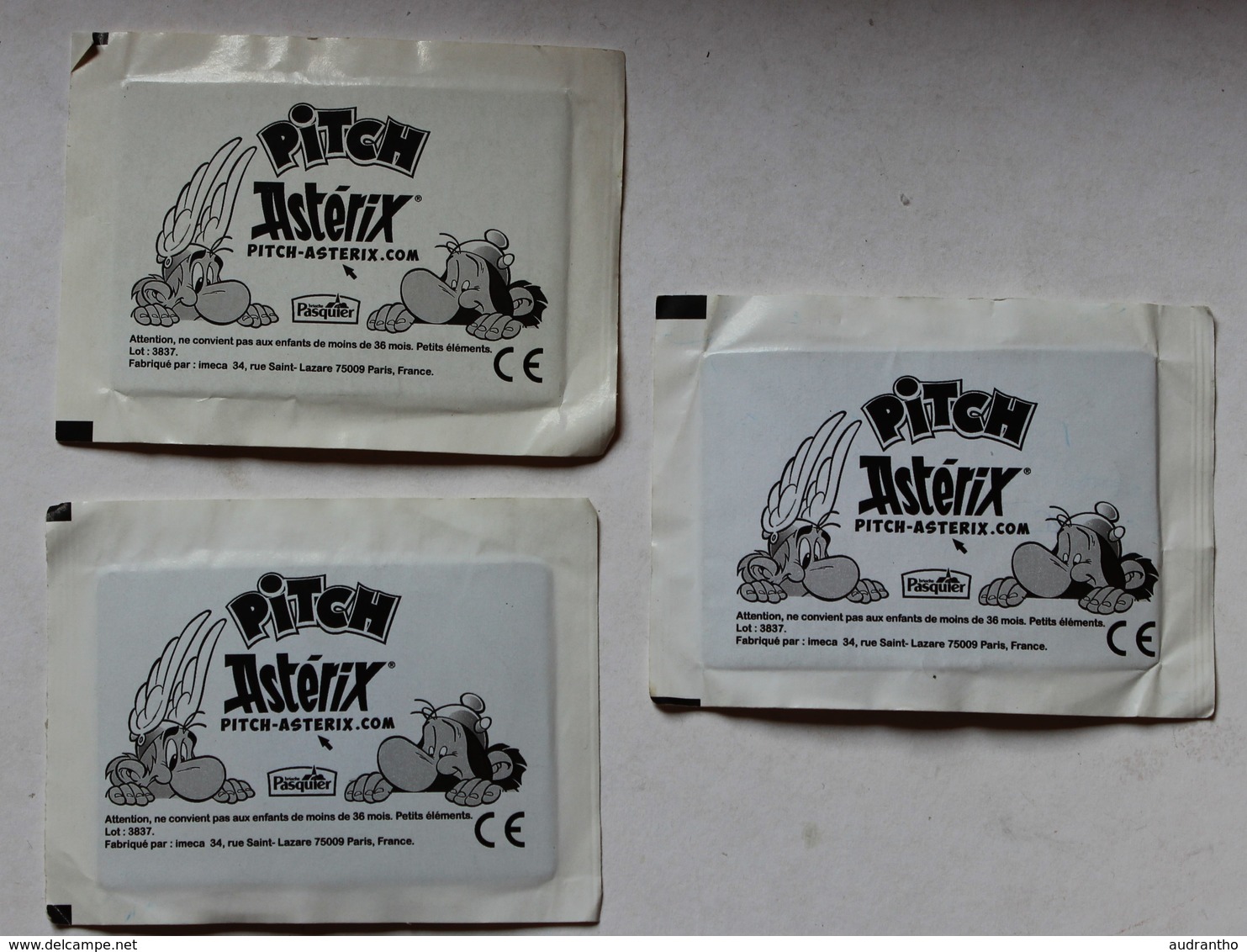 Lot 7 Magnets PITCH ASTERIX Obelix Uderzo Goscinny 2012 - Objets Publicitaires