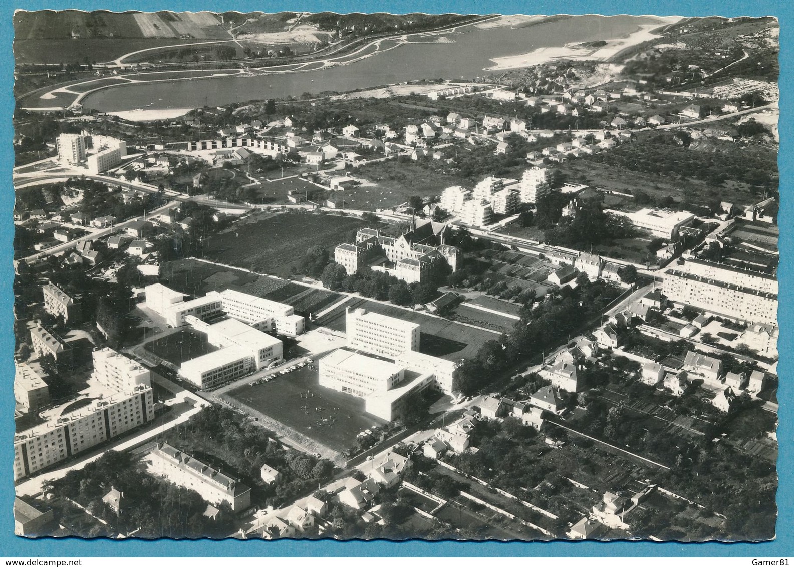 DIJON - Le Lac Et Le Groupe Scolaire LA PROVIDENCE - Dijon