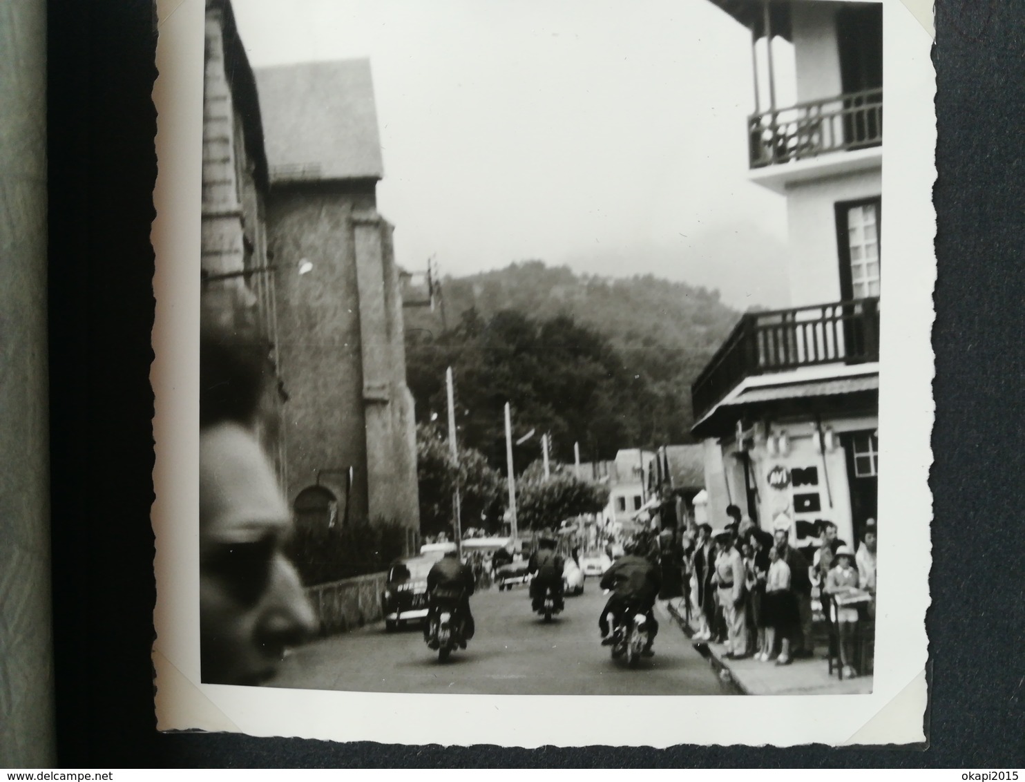 PHARMACIE "LEMETTRE" À ARGELÈS - GAZOST PYRÉNÉES FRANCE PASSAGE DU TOUR DE FRANCE PARC D UN HÔTEL EN 1961 14 PHOTOS