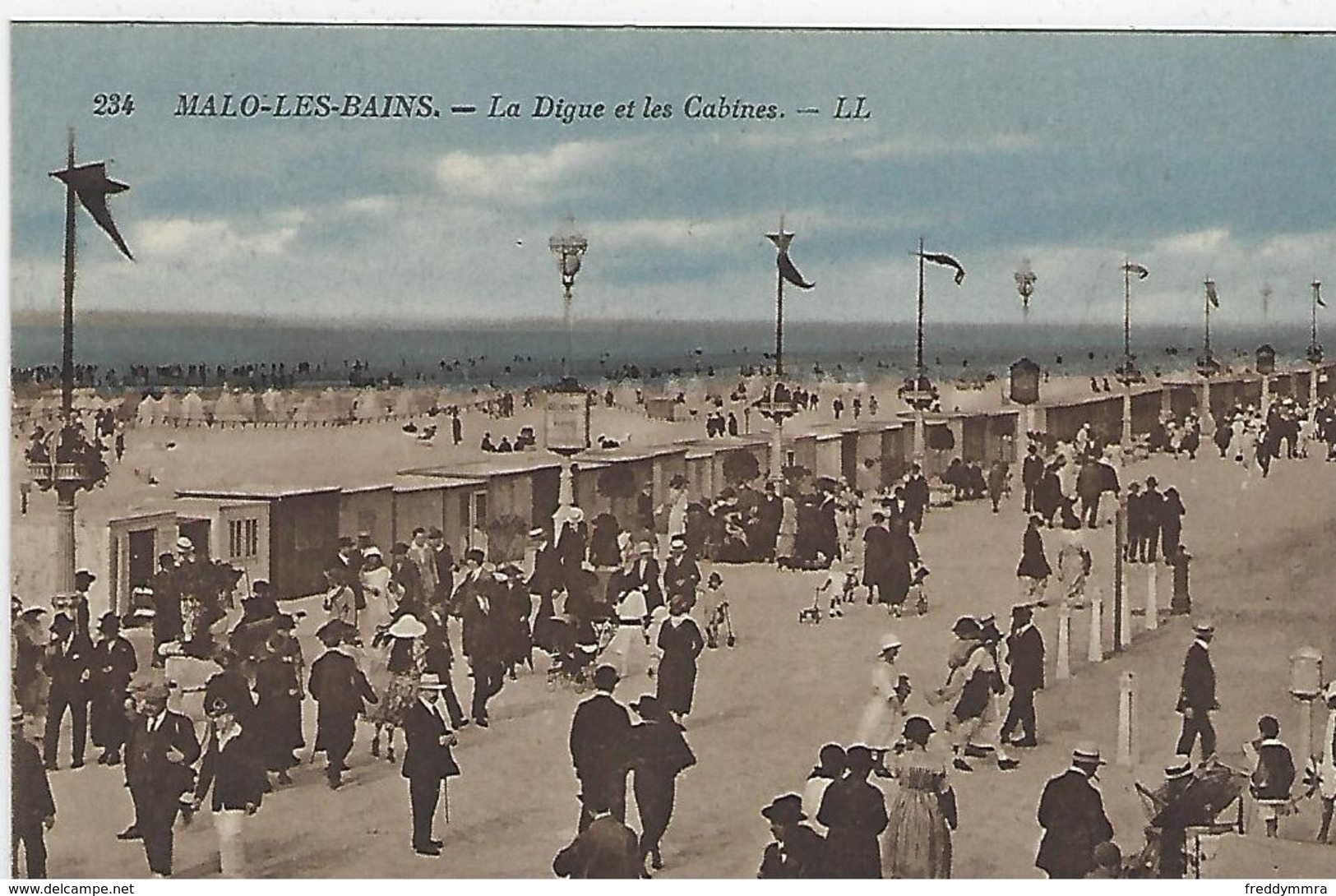 Malo-les-Bains:  La Plage Et  Les Cabines - Malo Les Bains