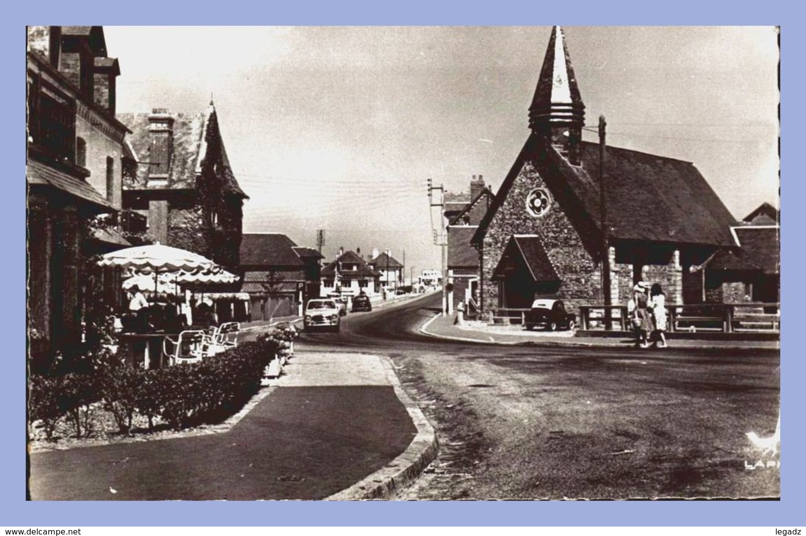 CPSM - Pourville-sur-Mer (76) - 15. L'Eglise Et Rue De La Plage - Other & Unclassified