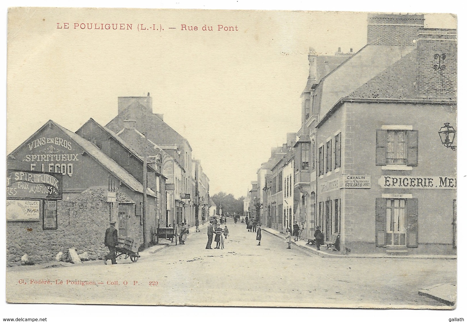 44-LE POULIGUEN-Rue Du Pont... Animé  Epicerie... - Le Pouliguen