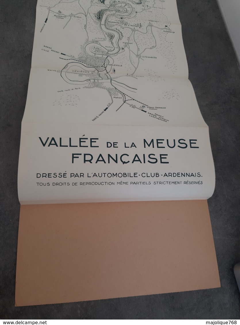 carte - vallée de la Meuse française et circuits en Ardennes réalisé et édité par l'automobile club ardennais -