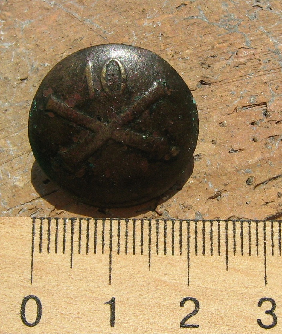 Ancient Bronze Button Russian Empire 10th Artillery Regiment - Botones