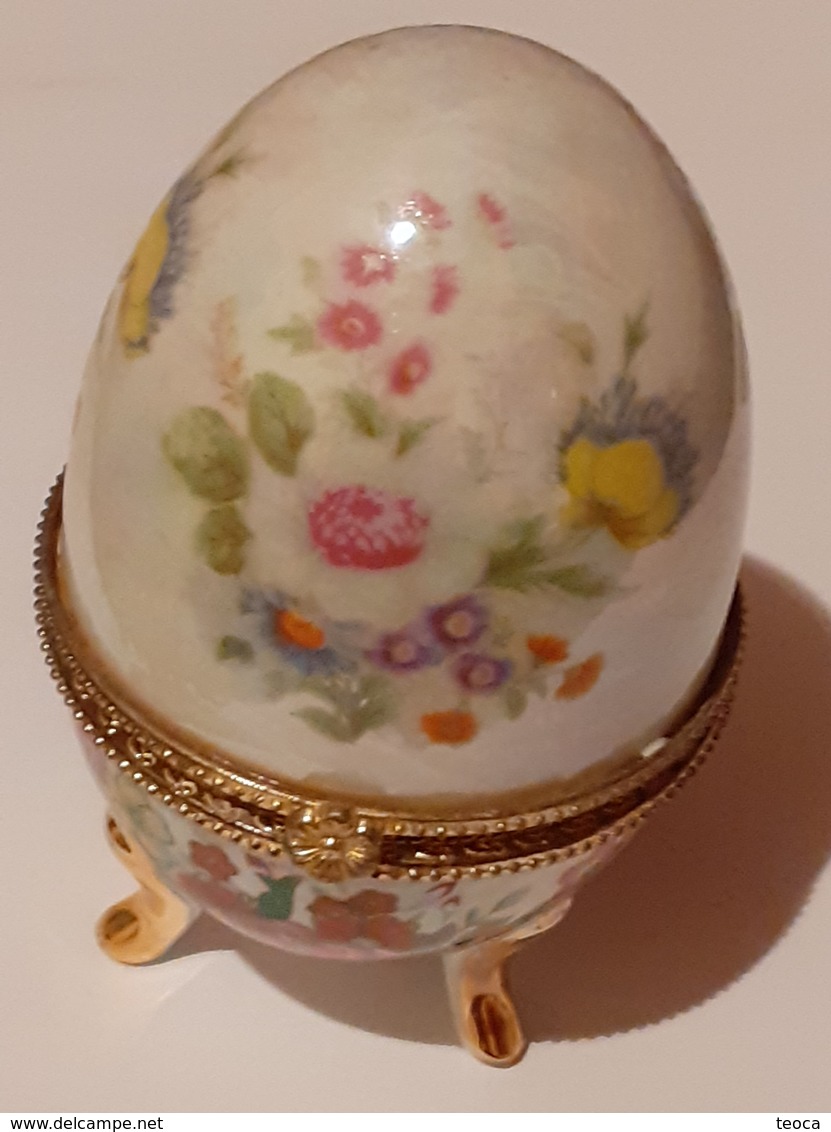 PORCELAIN FINE Eggs  Porcelain Fine,  , Egg Made Of Fine Porcelain, Nice - Oeufs