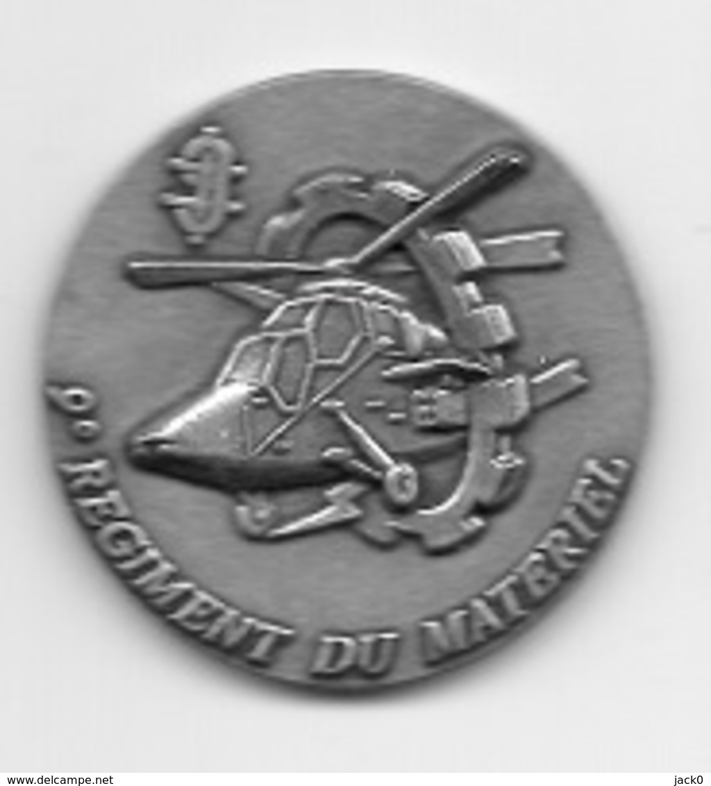 Coin  Ville, Militaire  9 è  RÉGIMENT  DU  MATÉRIEL  Verso  DELSART  89100  SENS - France