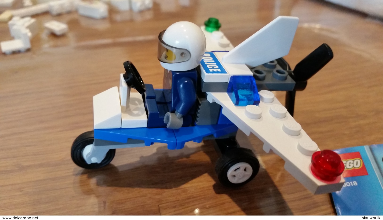 LEGO City 30018 Politie Microlight - Figurines