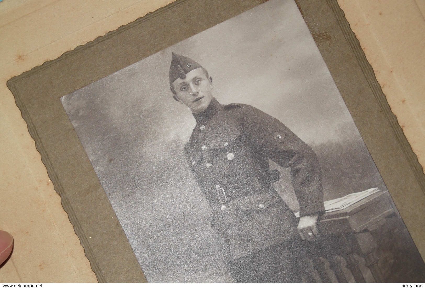 Soldaat / Milicien ( 19 Op Muts > Te Identificeren ) Fotograaf Ferdinand BAETE Te GAND / GENT ! - Guerre, Militaire