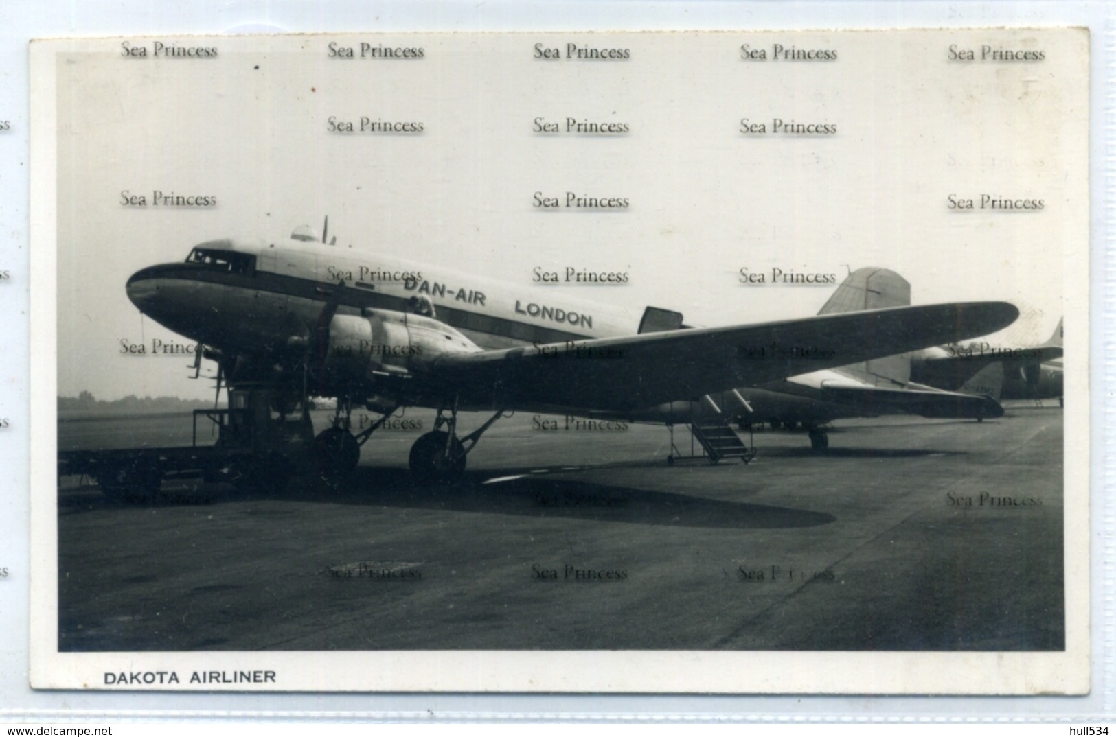 Dan Air London Airways Douglas C47 DC3 Dakota G-AMSS Airline Issue Postcard - 1946-....: Era Moderna