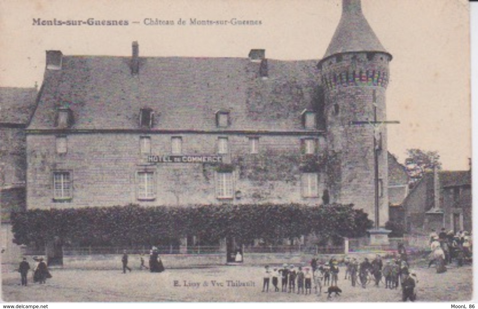 86 -  MONTS SUR GUESNES  - VIENNE - LE CHATEAU  HOTEL DU COMMERCE - Monts Sur Guesnes