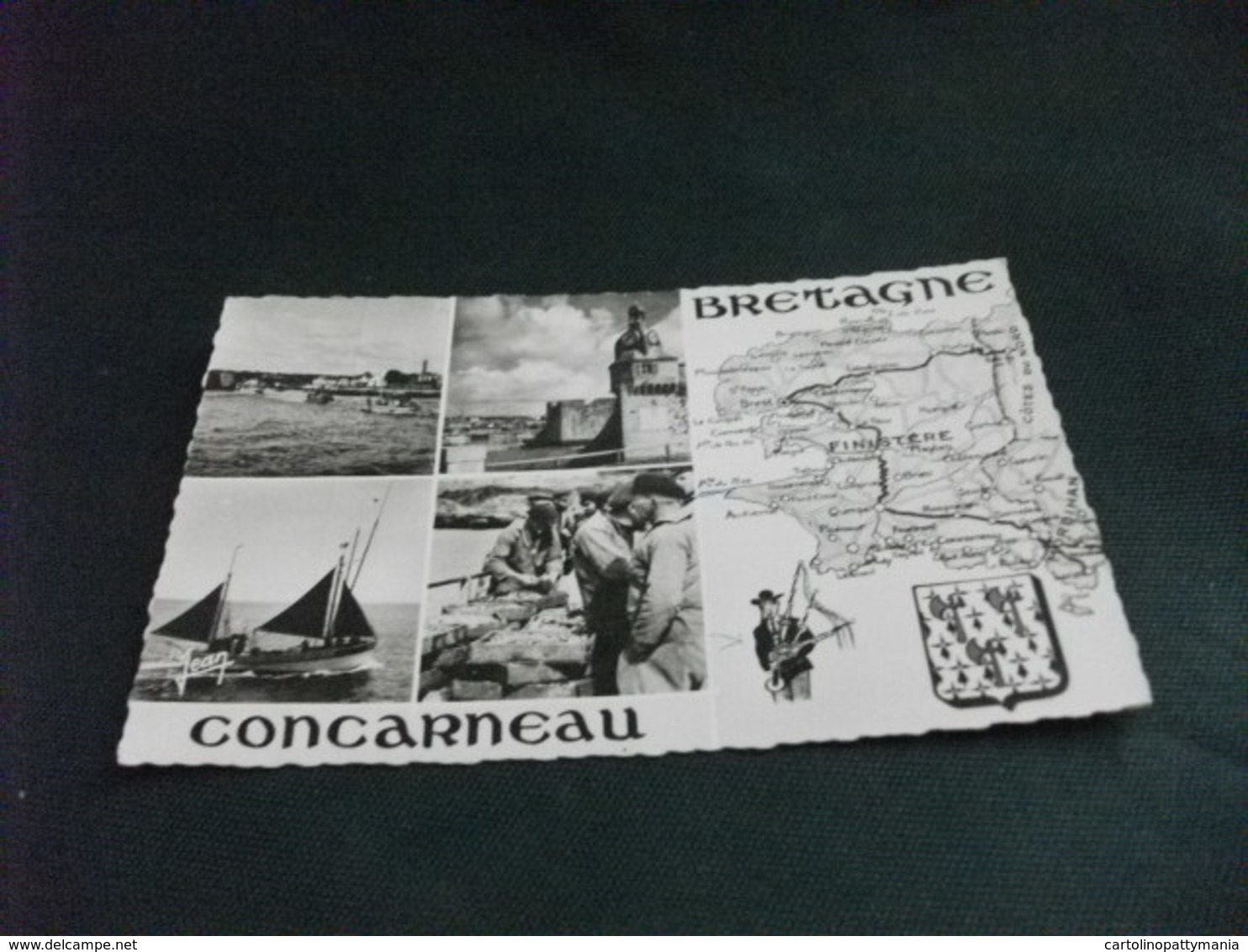 PICCOLO FORMATO CARTA GEOGRAFICA BRETAGNE VEDUTE CONCARNEAU STEMMA CORNAMUSA  PESCATO MERCATO - Carte Geografiche