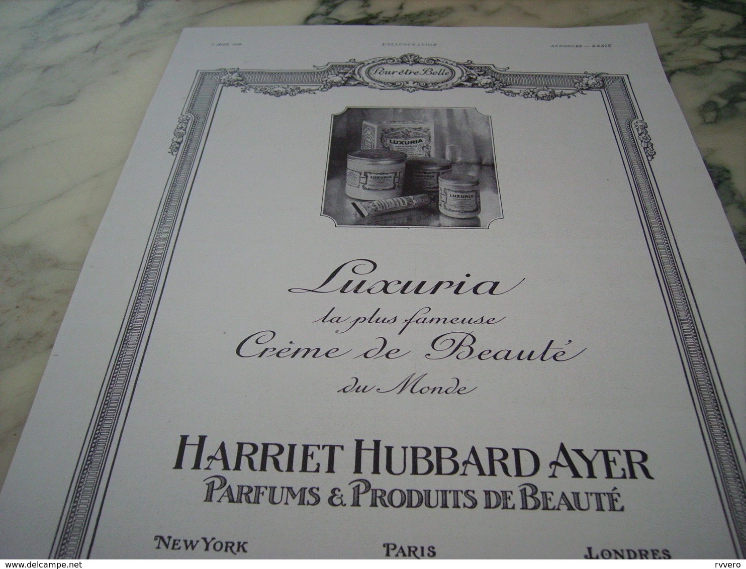 ANCIENNE PUBLICITE UNE CREME DE BEAUTE LUXURIA DE HARRIET HUBBARD AYER  1930 - Posters