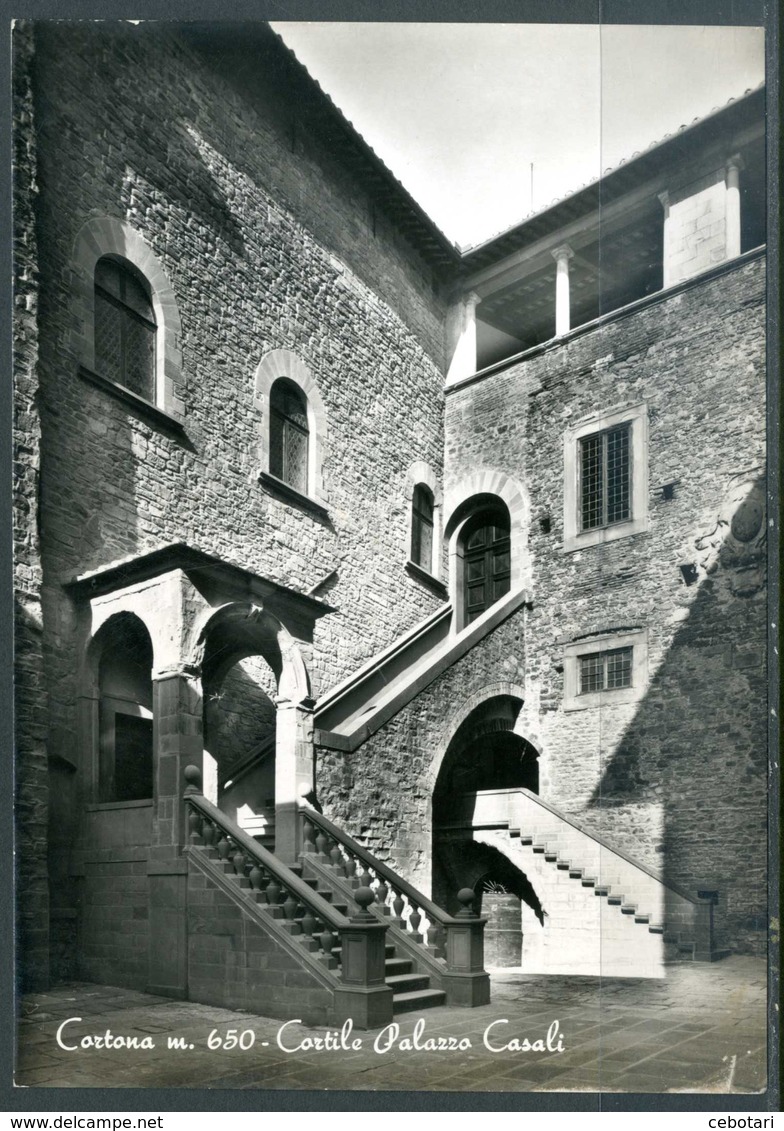 CORTONA (AR) - Cortile Palazzo Casali - Cartolina Non Viaggiata, Come Da Scansione. - Arezzo