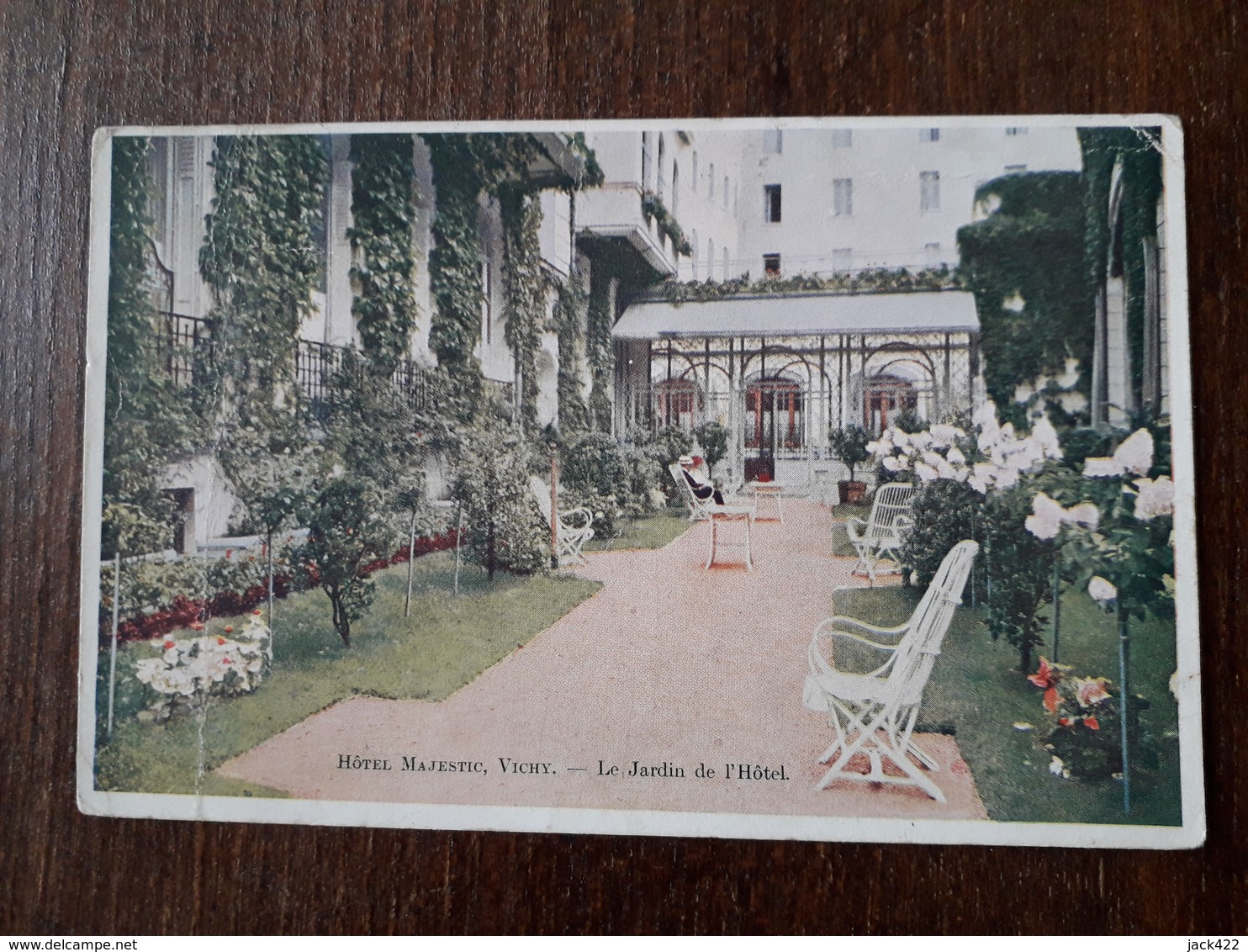 L22/257  VICHY . Hôtel Majestic . Le Jardin De L'hôtel - Vichy