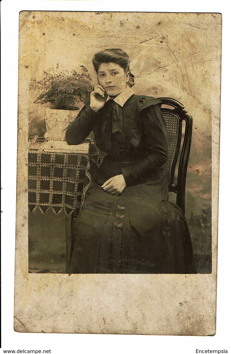 CPA - Carte Postale-Belgique - Photographie : Jeune Dame Pensive Et Assise 1904-VM4632 - Photographie