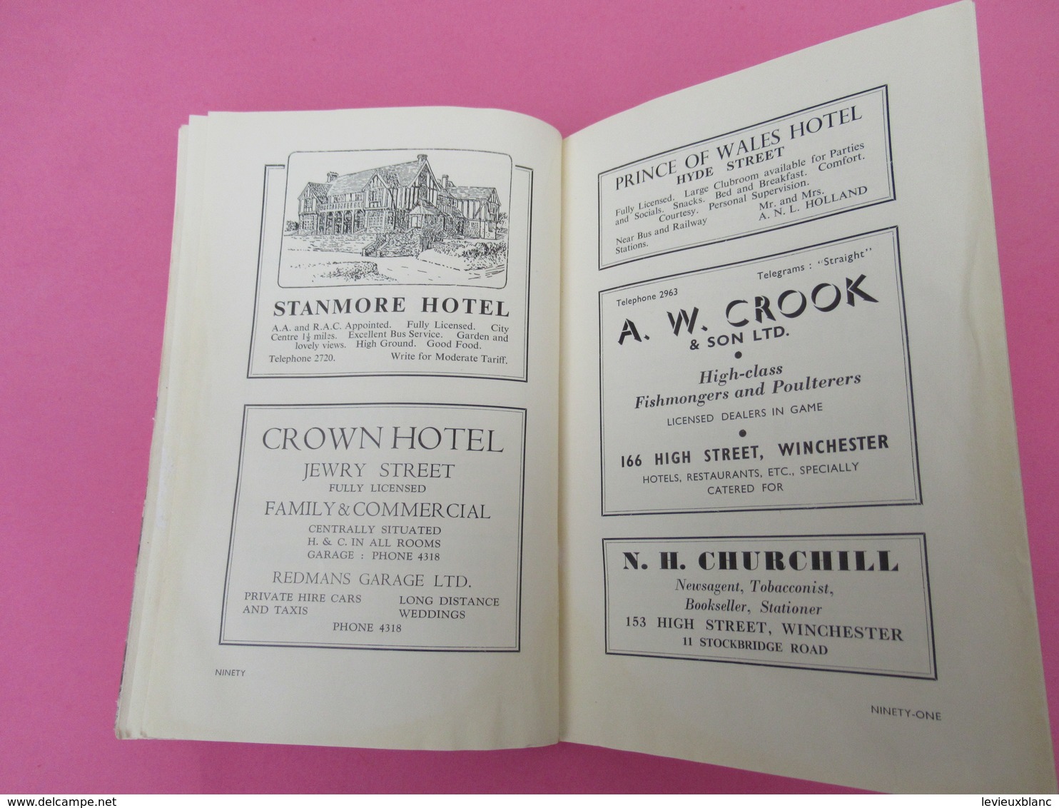 Petit Livre/ Guide / Angleterre/WINCHESTER/ Official Guide/ Second Edition/Burrow/ Vers 1950        PGC330