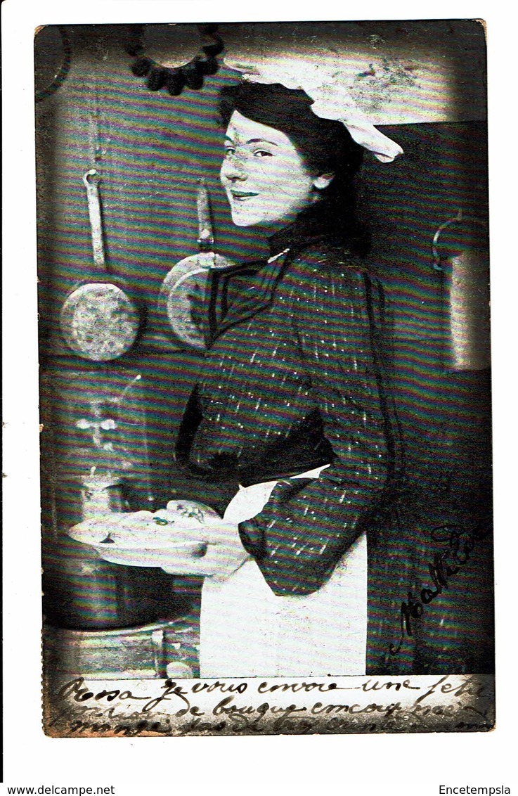 CPA - Carte Postale-Belgique -Jeune Cuisinière Présentant Une Assiette Garnie 1904  VM4653 - Femmes