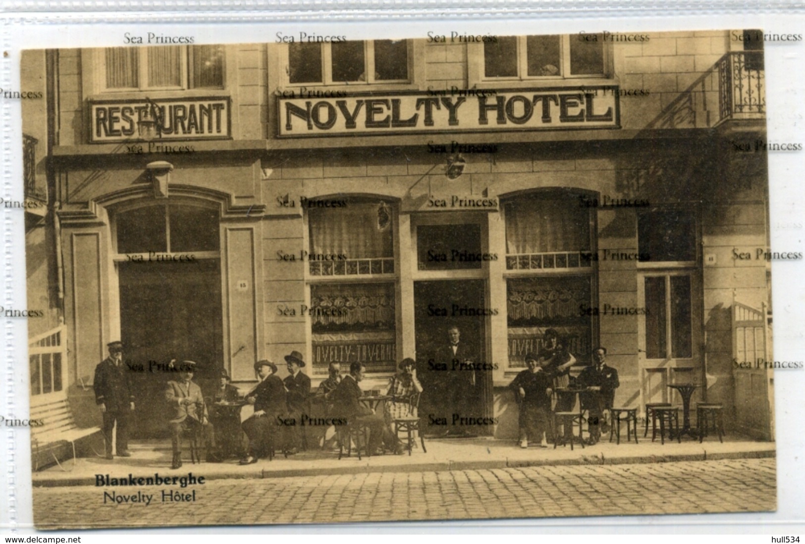 Belgium West Flanders Blankenberghe Novelty Hotel Blankenberge Postcard Rue Du Port - Blankenberge