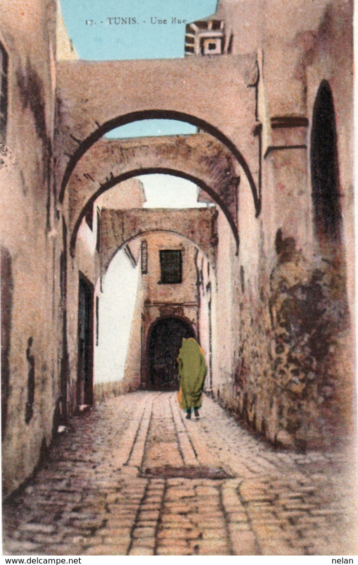 TUNIS-UNE  RUE-NON  VIAGGIATA - Tunisia