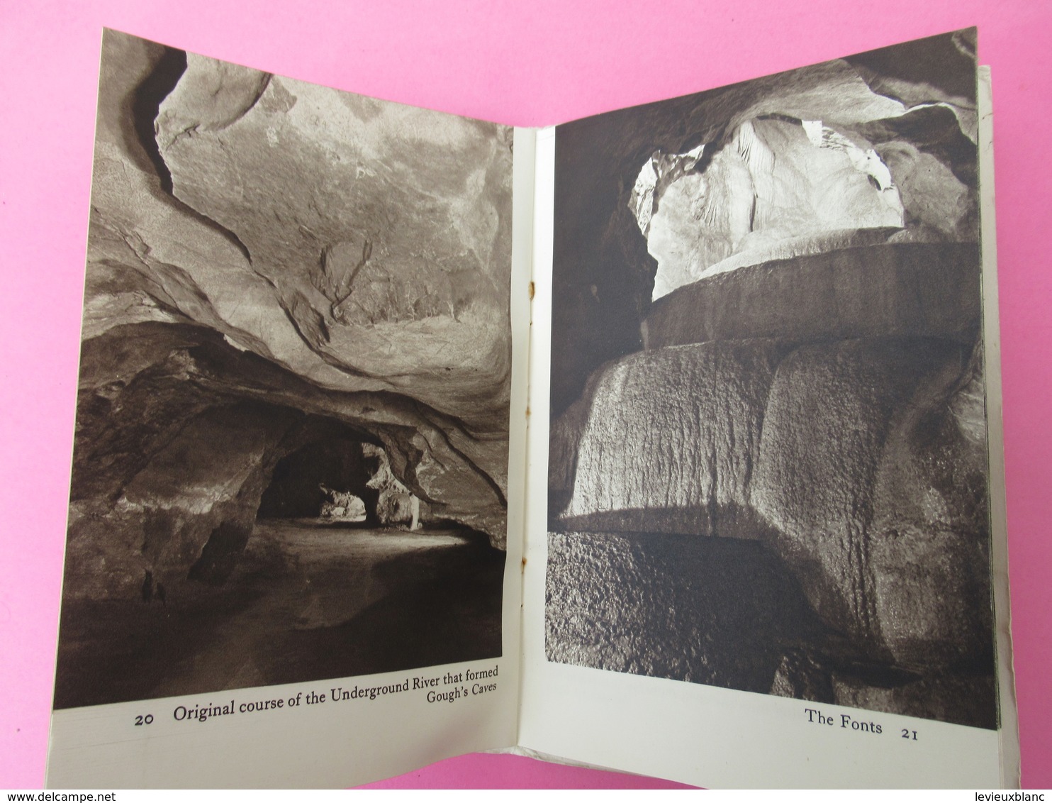 Guide/ANGLETERRE/ CHEDDAR CAVES/Described by Marchioness of Bath/Vers 1950   PGC341