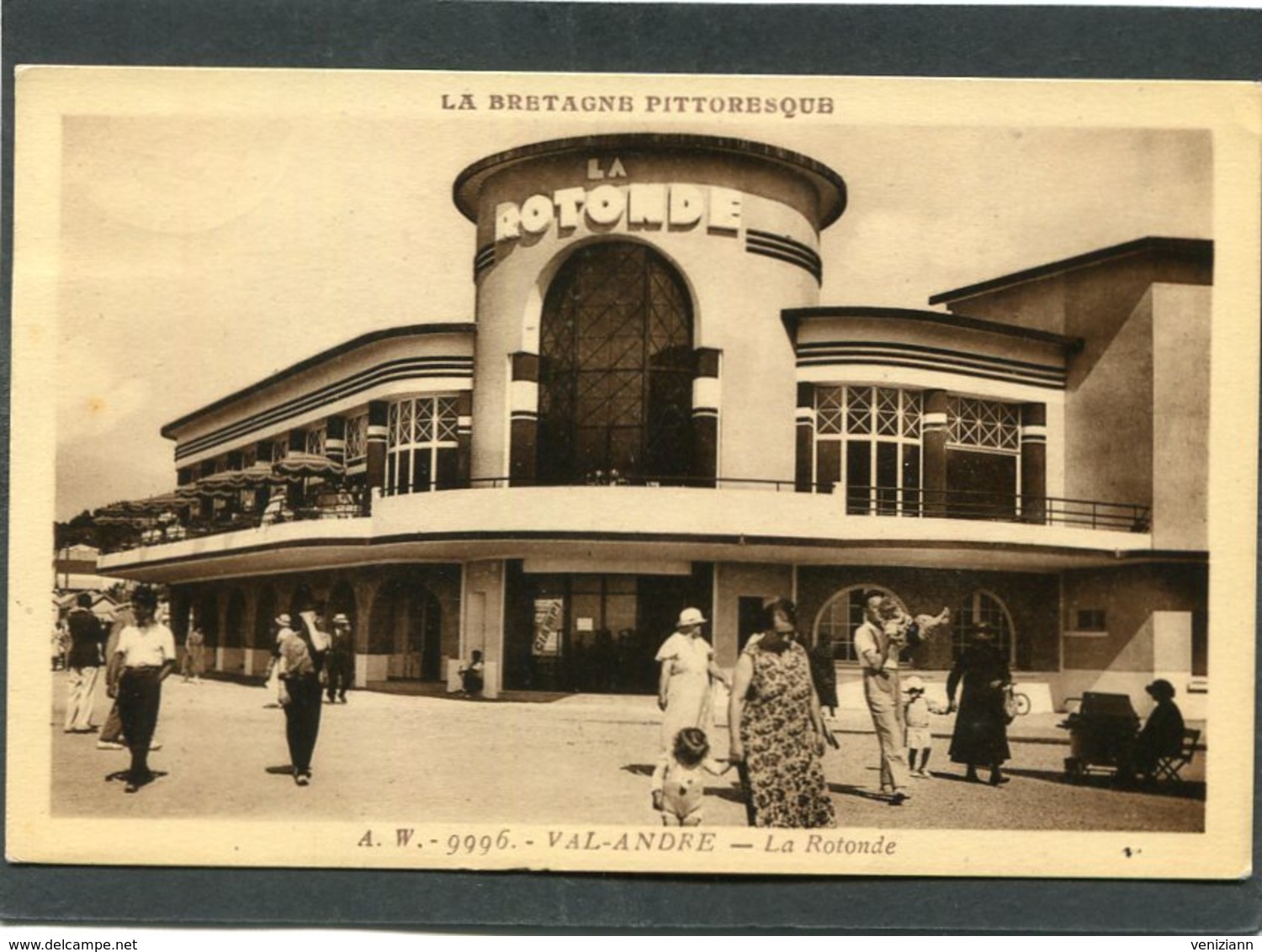 CPA - VAL ANDRE - La Rotonde, Animé - Pléneuf-Val-André