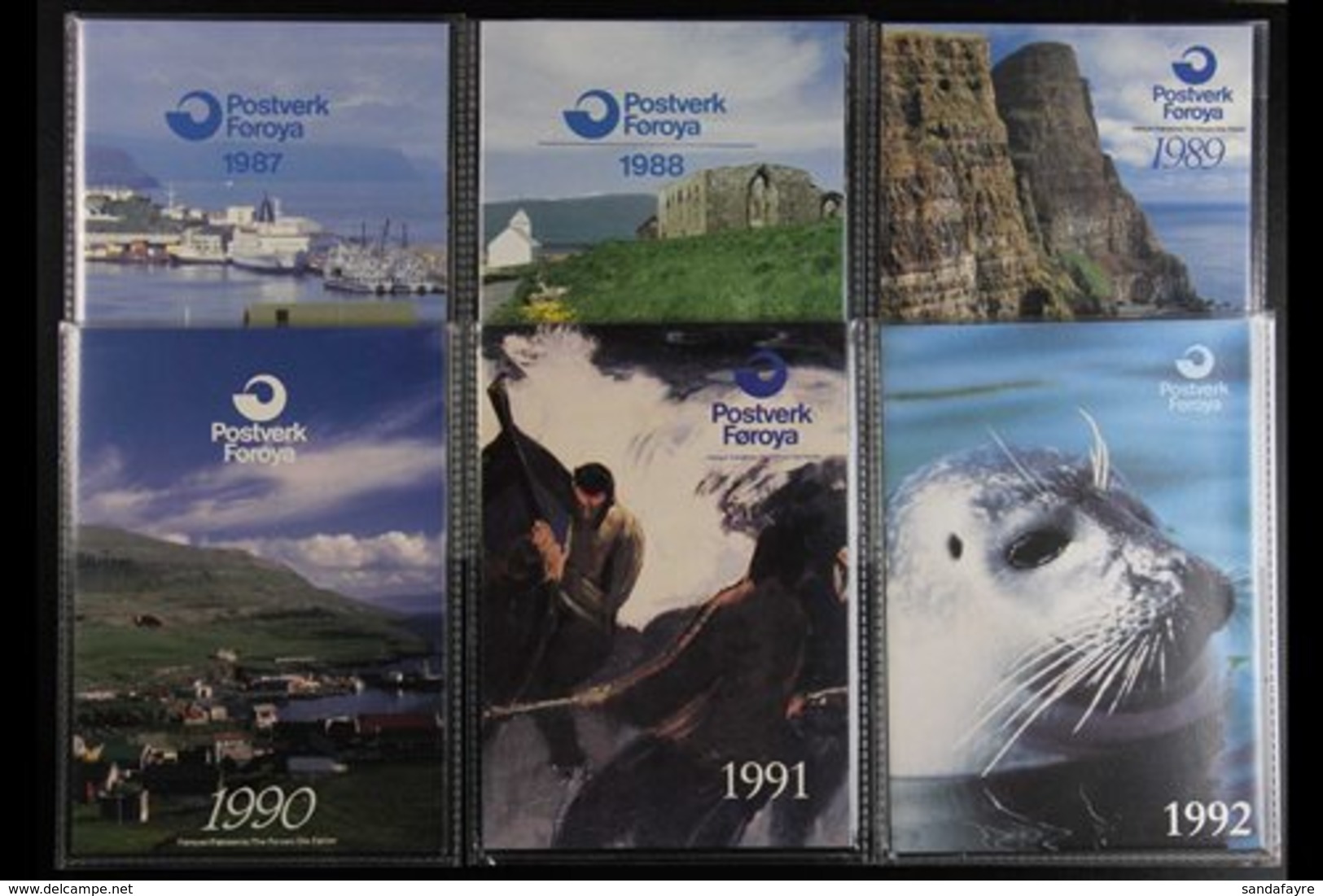 1987-1999 YEAR - PACKS. A Complete Run Of Year Packs, Complete With Their Post Office Fresh, Never Hinged Mint Contents. - Islas Faeroes