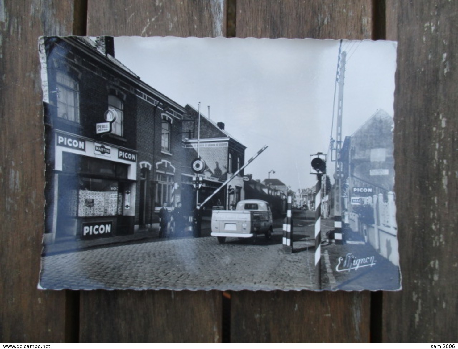 CPA 59 TOURCOING POSTE DE DOUANES FRANCAISES LA MARLIERE BARRIERE CAMIONNETTE PUB PICON - Tourcoing