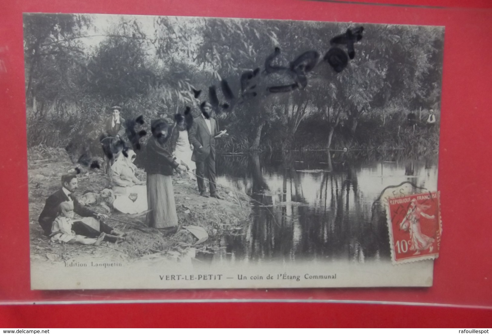 Cp Vert Le Petit Un Coin De L'etang Communal Animé - Vert-le-Petit