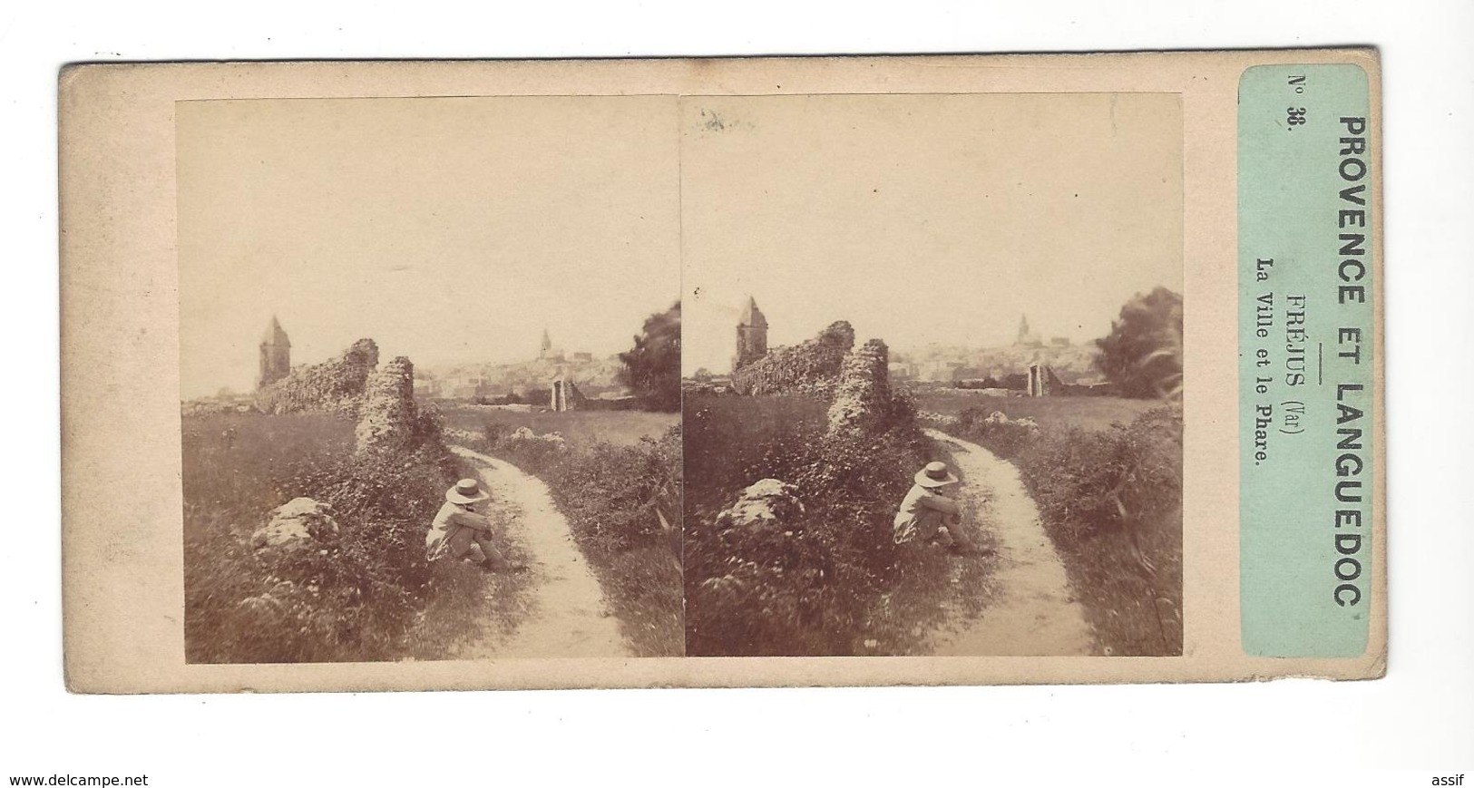 FREJUS Stéréo La Ville Et Le Phare  Furne Et Tournier  N0  38 " Provence Et Languedoc " 1858 - Stereoscopic