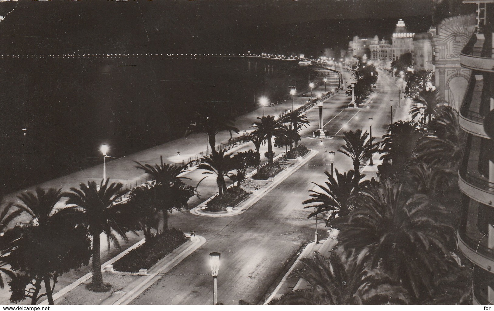 Alpes Maritimes : NICE : Nice La Nuit - La Baie Des Anges ( C.p.s.m. - Photo Vérit. ) - Nice Bij Nacht