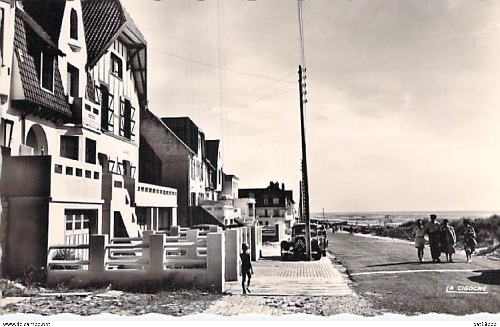 62 - MERLIMONT L'Avenue En Bord De Mer - CPSM Village (1.300 Habitants) Dentelée Noir Blanc Format CPA - Pas De Calais - Autres & Non Classés