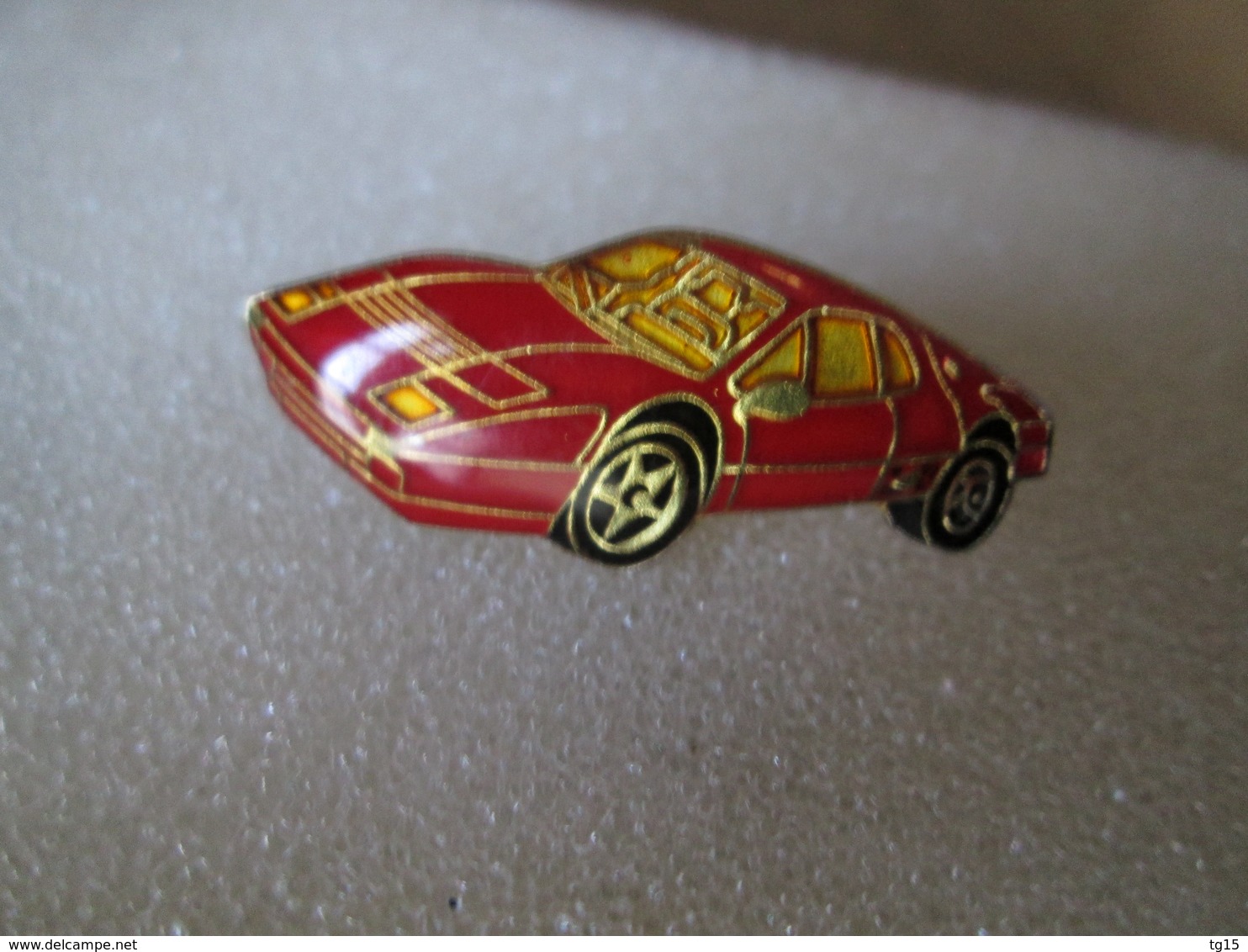 PIN'S   FERRARI  512 BB - Ferrari