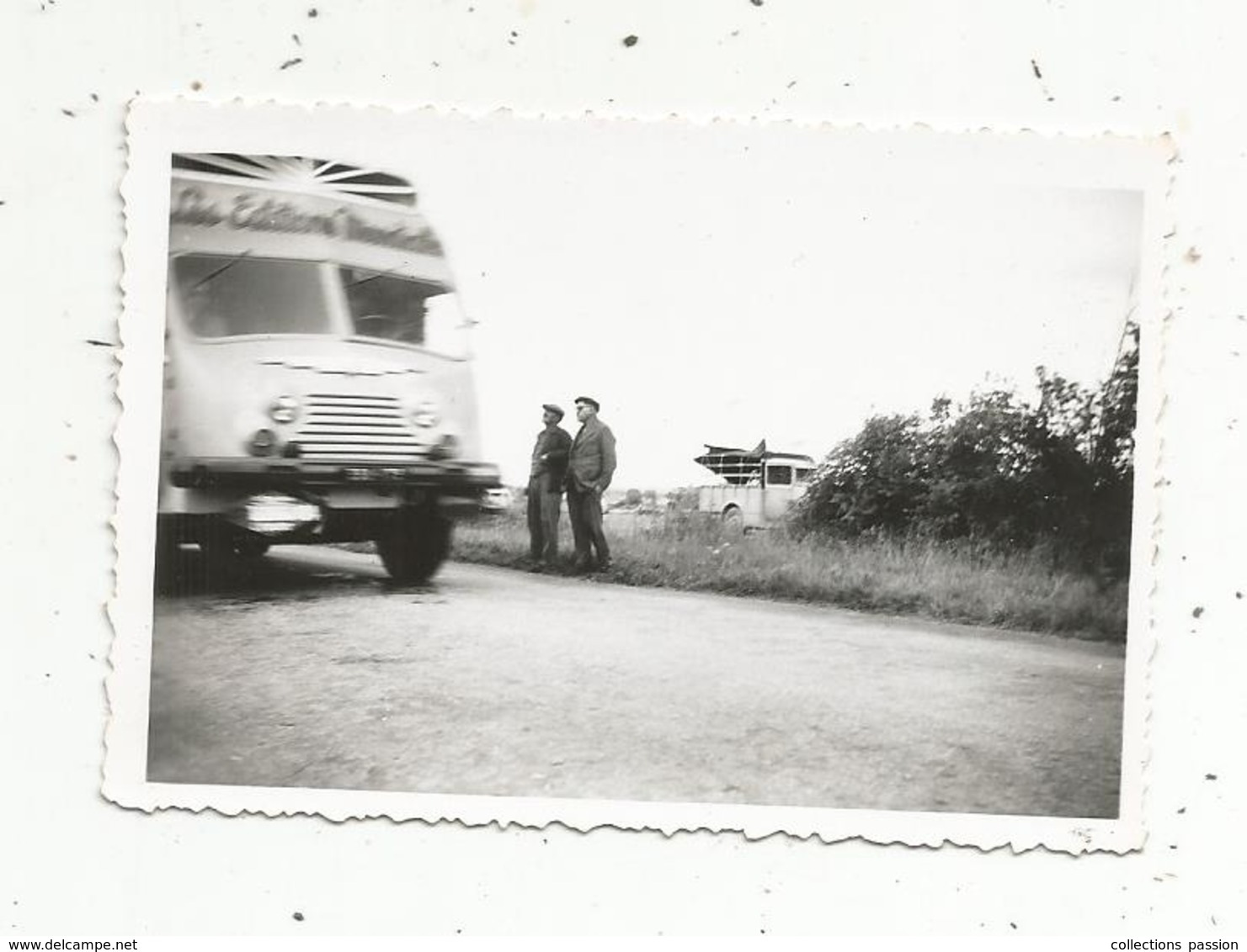 Photographie , Automobile, Camions ,  85 X 60 Mm - Cars