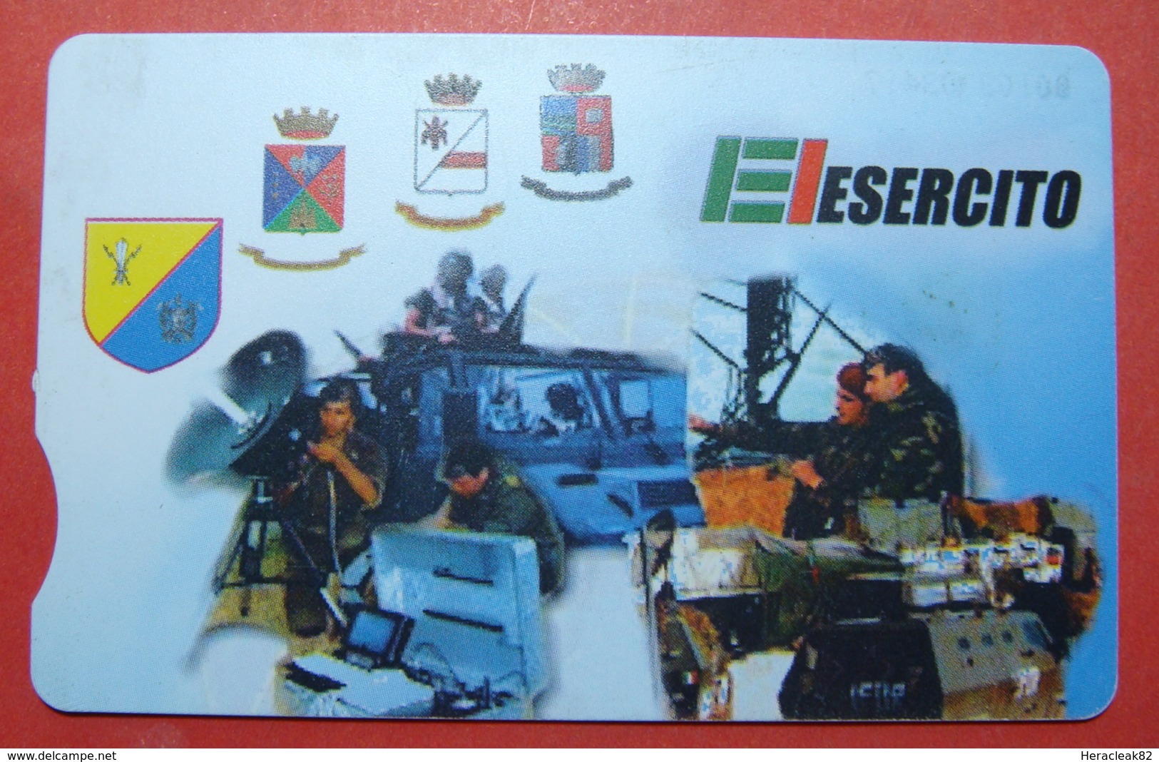 Serie 00102-57, Italian Army In Kosovo Chip Phone CARD 10 Euro Used Operator TELECOM ITALIA *Tank, Soldiers, Satellite* - Kosovo