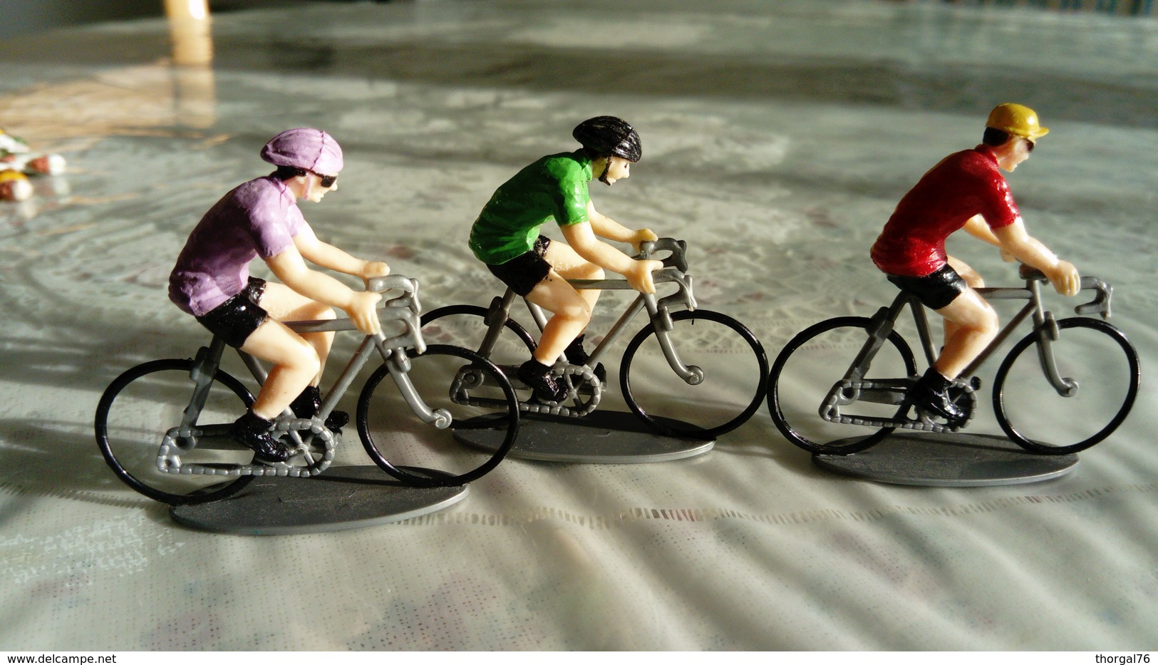 TOUR DE FRANCE D'AUTREFOIS ANCIENNES FIGURINES  DE CYCLISTES 1970- 1999