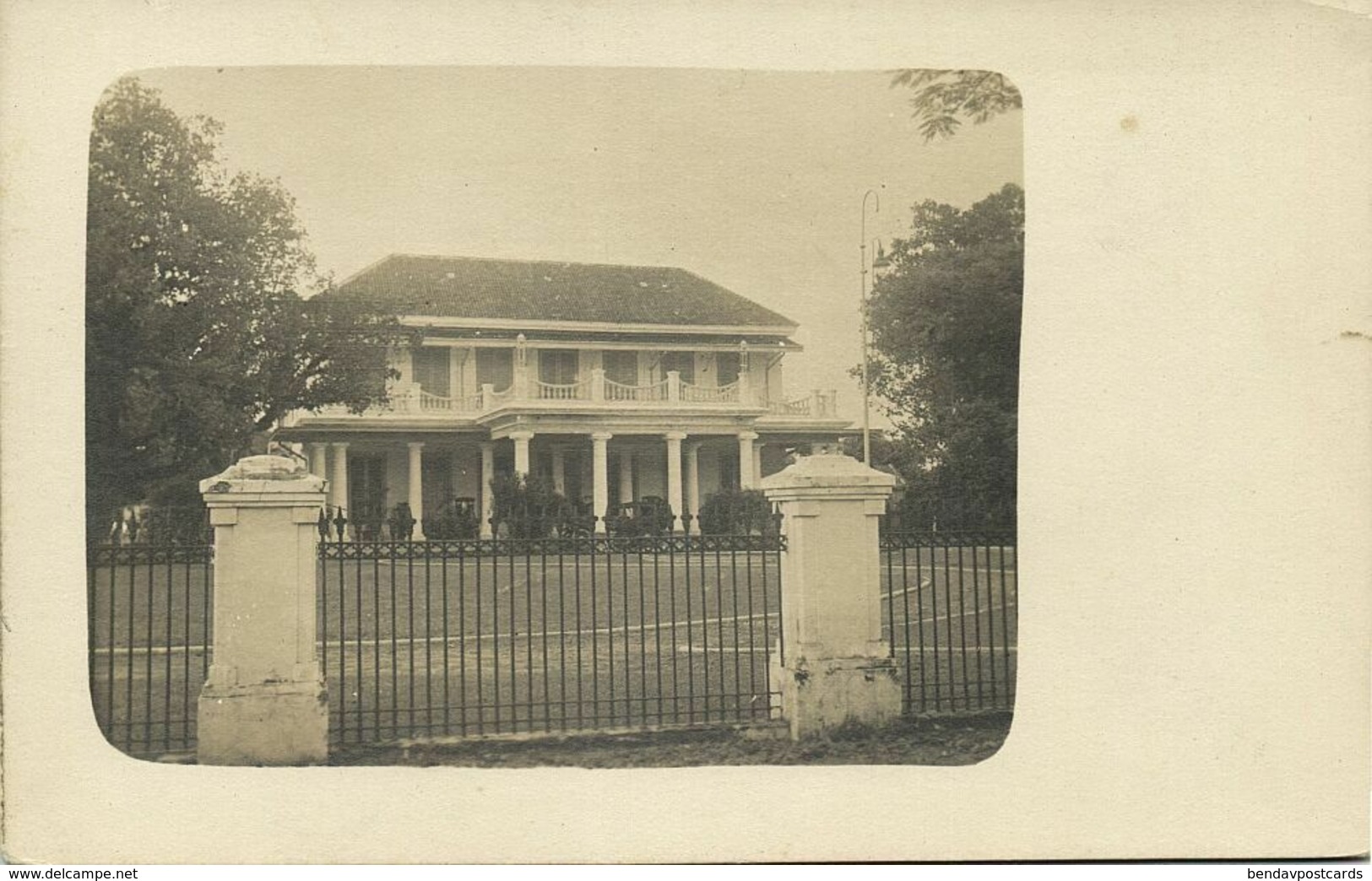 Indonesia, JAVA SOERABAIA, Residence Building (1910s) RPPC Postcard - Indonesië