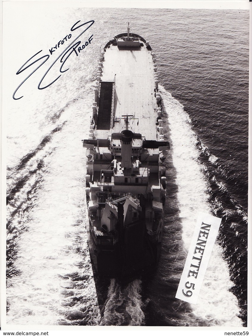 DUNKERQUE -- ACF -- Chantiers De France -- Photo Du TRICOLOR N° 69 -- Construit En 1972 - Bateaux