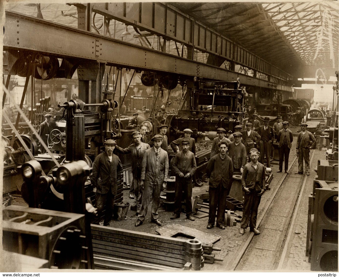 RAILWAY  SOUTHERN RAILWAYS WORKS DUBLIN  MACHINE ROOM +- 24*19CM Fonds Victor FORBIN (1864-1947) - Trenes