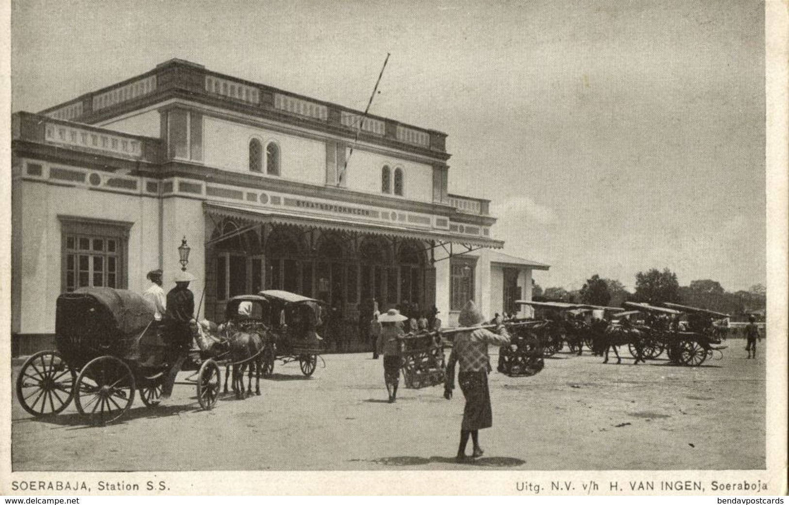 Indonesia, JAVA SOERABAIA, Railway Station (1910s) Postcard (2) - Indonesië